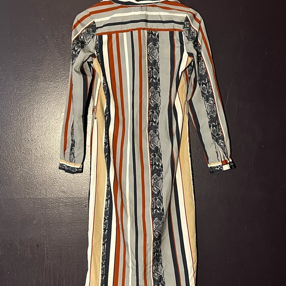 Button Down Dress - Picture 3 of 3